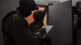 بيت لحم: الاحتلال يوقف البناء في 3 منازل بالولجة