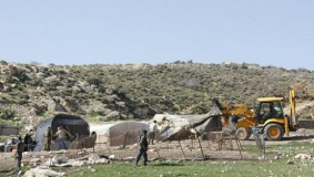 الاستيلاء على خيمتين لإيواء المواشي غرب بيت لحم