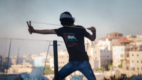تجدد المواجهات في قرية العيساوية بالقدس