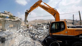 الاحتلال يهدم منزلين في القدس
