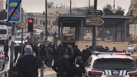القدس: الاحتلال يعتقل 5 مقدسيين وحارساً بالأقصى