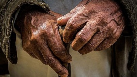 الصحة العالمية: في الـ82 تبلغ ذروة سعادتك