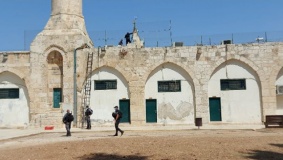 اقتحام مؤسسة بيت مال القدس