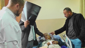 الاحتلال يعتدي على مواطن خلال رعيه المواشي في عاطوف