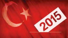 الأتراك يدلون بأصواتهم في الانتخابات اليوم