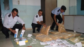 ضبط وإتلاف طني تبغ من مخلفات مصانع المستوطنات