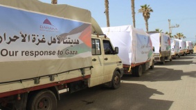 إدخال مساعدات طبية لقطاع غزة