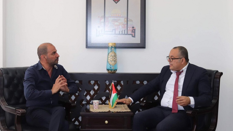 أبو سيف خلال لقائه جبران: جفرا مؤسسة رائدة في الموسيقى الفلسطينية