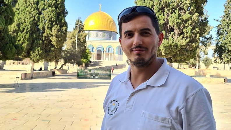 الاحتلال يطلق سراح  حارس المسجد الأقصى قاعود 