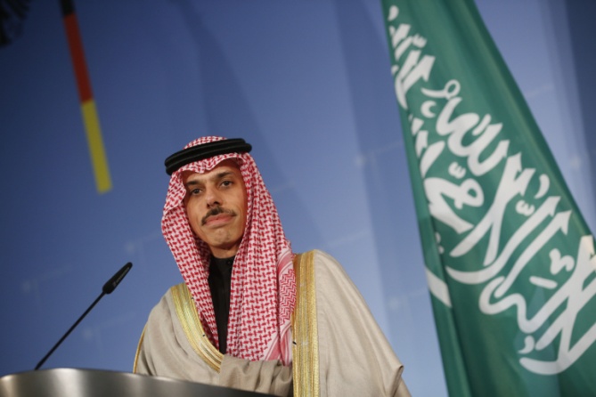 السعودية تتطلع إلى "السلام والإيجابية" من حكومة بينت- لابيد