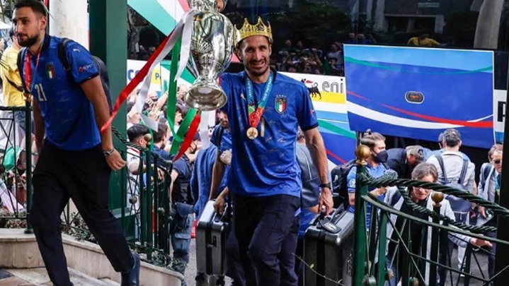 كييليني سيعتزل دولياً بعد مواجهة إيطاليا والأرجنتين