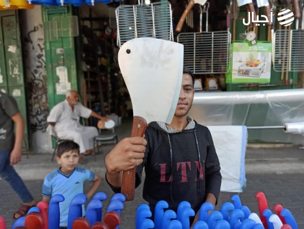 "شحذ السكاكين".. مهنة تزدهر قبيل عيد الأضحى
