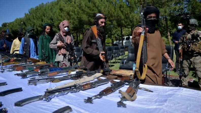 لن ندخلها بالقوة.. طالبان تأمر قواتها بالوقوف على أبواب كابل