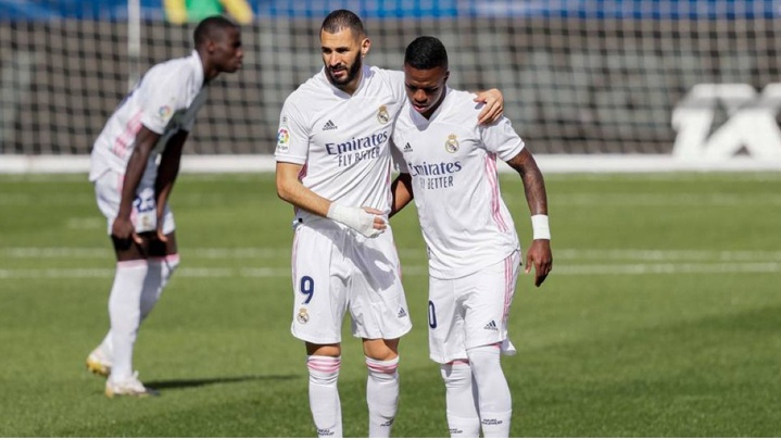 ريال مدريد يكشف الفائز بجائزة لاعب الشهر