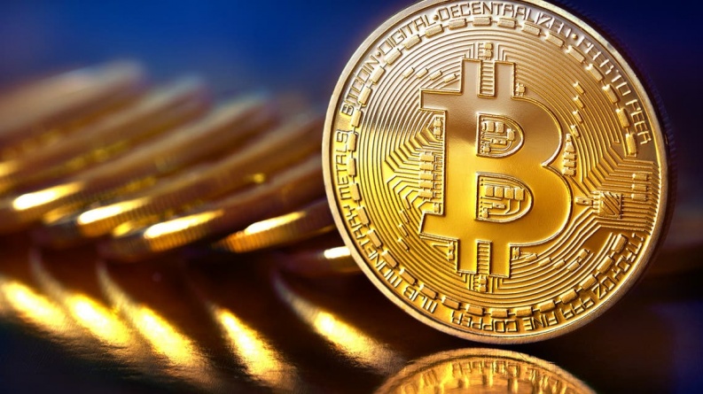 روسيا تدرس بيع النفط والغاز بالبيتكوين