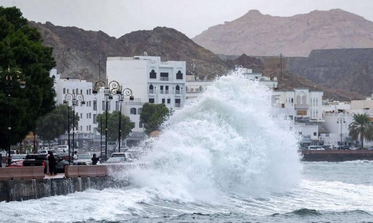 فيديو - حالة تأهب قصوى في عُمان