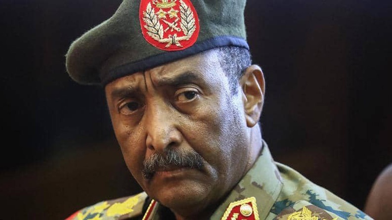 البرهان رئيساً للمجلس السيادي الانتقالي ومحمد دقلو نائباً له