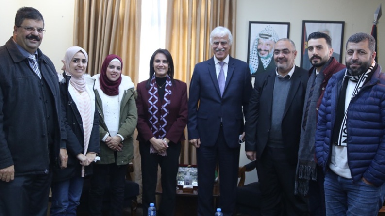 "التربية" تبحث مع نقابة العلوم المعلوماتية تمكين طلبتنا تكنولوجياً