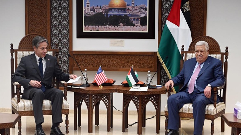 الرئيس عباس: لا نجد من يحاسب اسرائيل على جرائمها