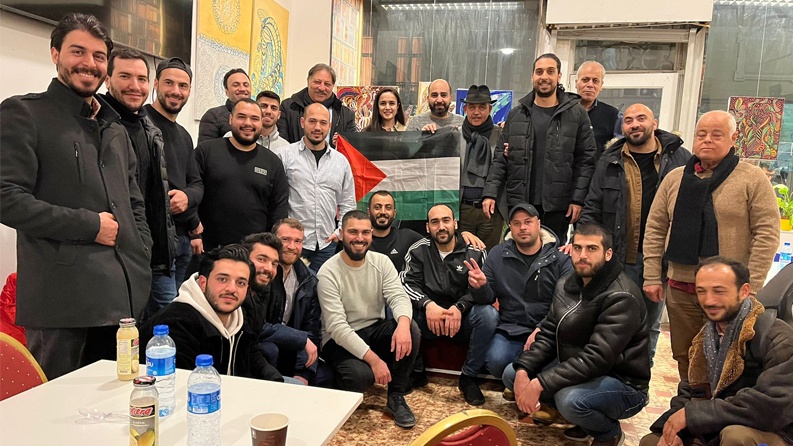 برلين : مركز موزاييك يقيم إفطار جماعي للطلبة الفلسطينيين
