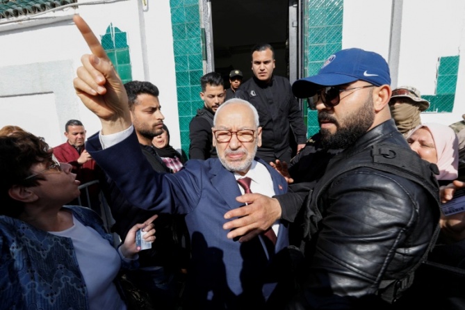 تونس: حكم غيابي بسجن الغنوشي لمدة عام