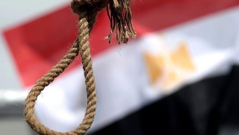 مصر: إحالة أوراق قاتل زميلته بجامعة المنصورة للمفتي