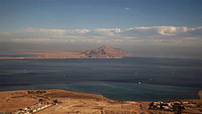 اتفاق أميركي سعودي إسرائيلي مصري قريب بشأن تيران وصنافير