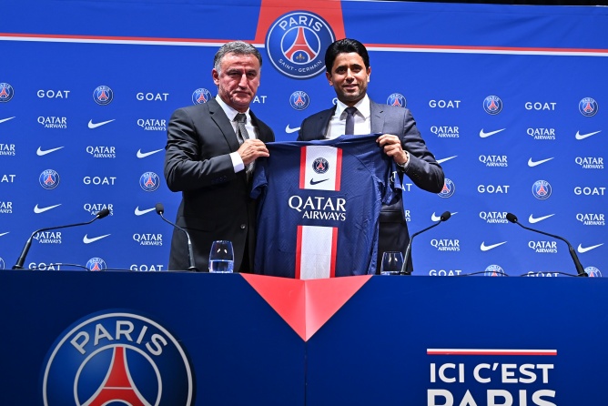 باريس سان جيرمان يقدم رسمياً كريستوف غالتييه مدرباً للفريق الأول