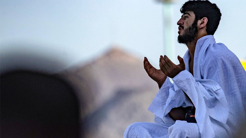 فتح باب التّسجيل في قوائم الاحتياط لأهالي قطاع غزة الموجودين في مصر لموسم الحجّ  