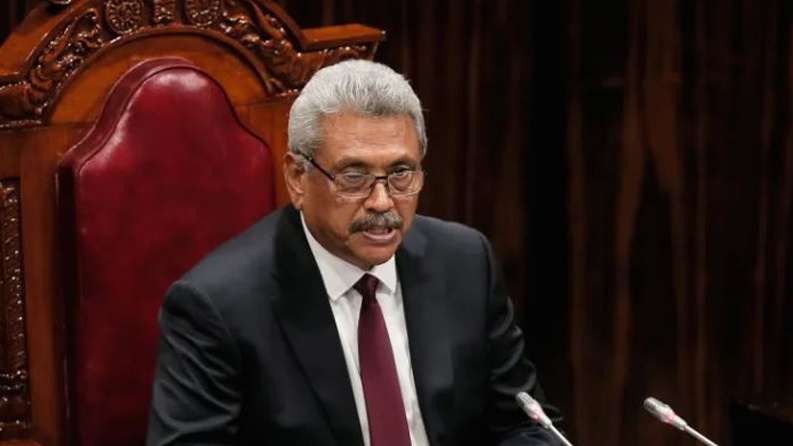 رئيس سريلانكا يفر إلى المالديف