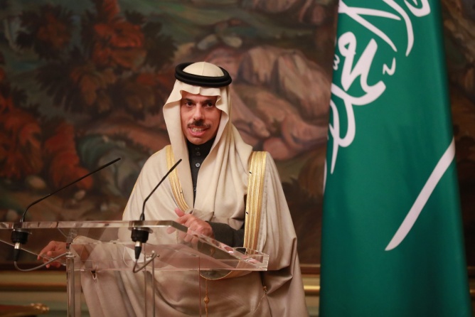 هل بحثت قمة جدة التعاون العسكري مع إسرائيل؟ السعودية توضّح