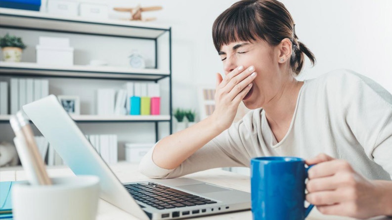 دراسة تُجيب... لماذا "نتثاوب" أكثر في فصل الصيف؟