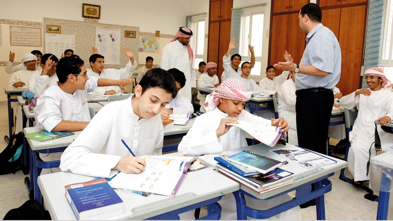 رفع نسبة راتب التقاعد للمعلمين في أبوظبي إلى 80%