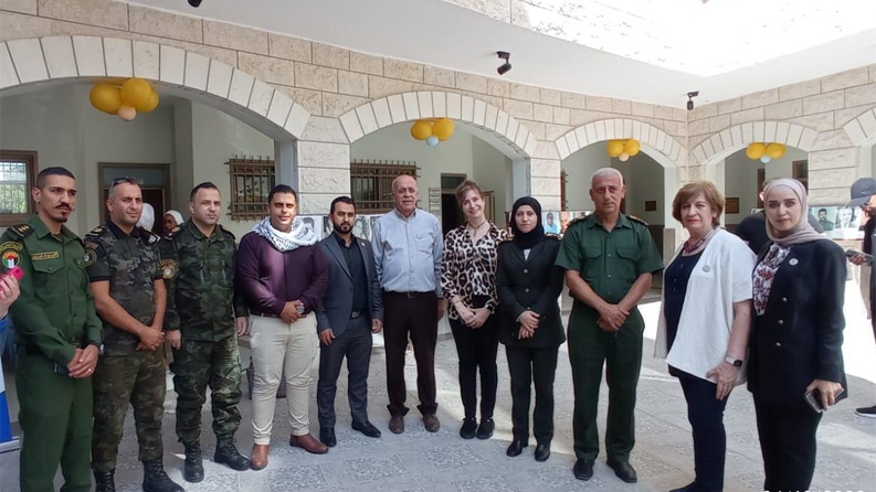 افتتاح معرض كلية  الروضة الجامعية وهيئة  التوجيه السياسي