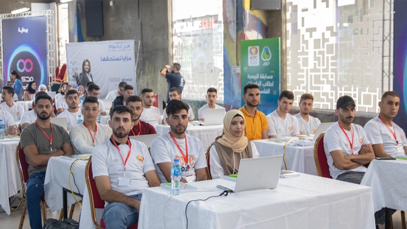 بتنظيم من نقابة العلوم المعلوماتية التكنولوجية