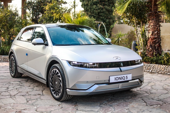 إطلاق IONIQ5 أحدث مركبة كهربائية من هيونداي