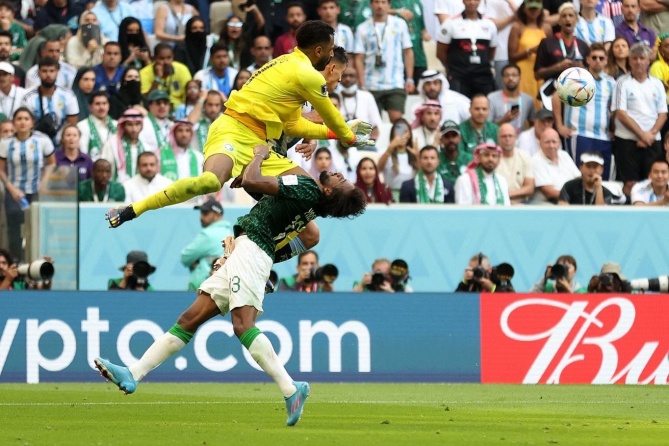 (صور) آخر تطورات إصابة لاعب المنتخب السعودي ياسر الشهراني