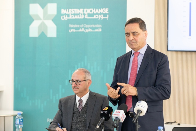 بورصة فلسطين تستعرض أهم نتائج العام 2022