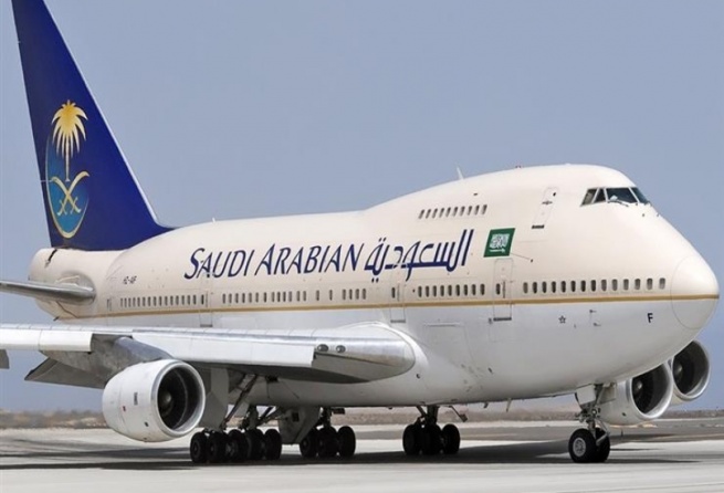 الخطوط السعودية تعتزم السماح لمسافريها دخول المملكة لـ 4 أيام 