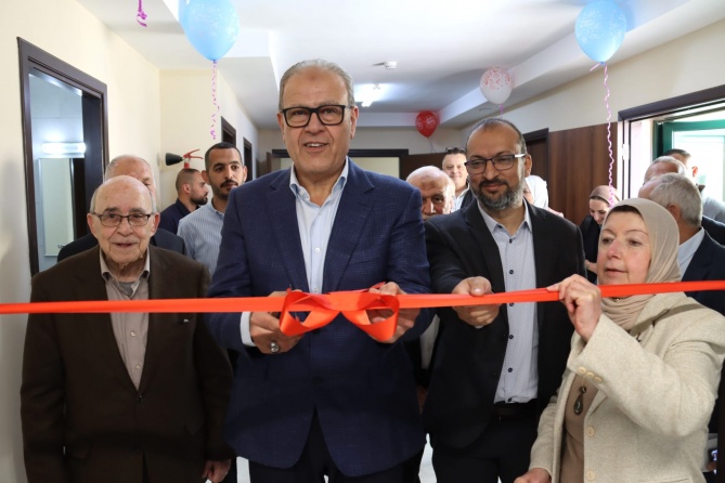 مؤسسة النيزك وجمعية الأيدي الصغيرة تفتتحان أول مختبر فاب لاب في مدينة نابلس