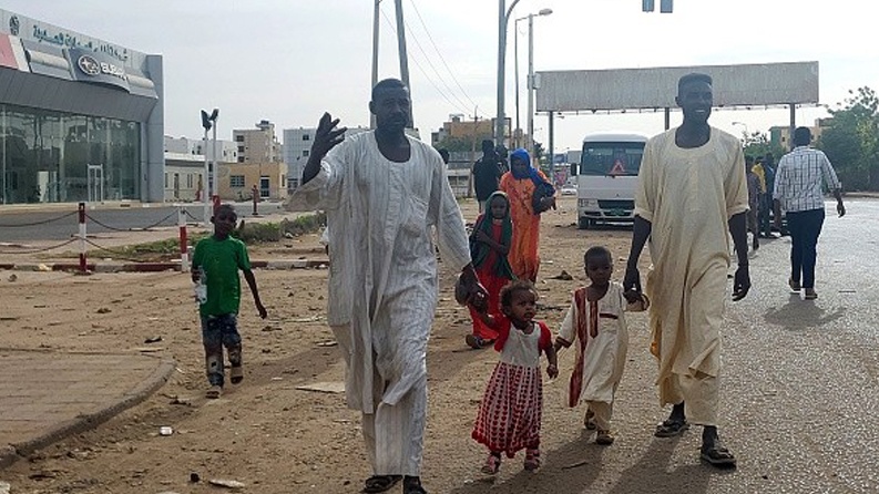  السودان: اشتباكات رغم الهدنة والقتلى 174