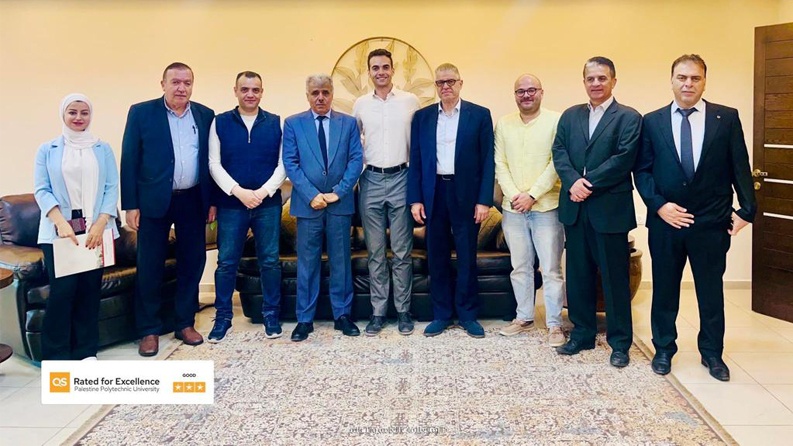 "قدرة" وجامعة بوليتكنك فلسطين توقعان مذكرة تفاهم للتدريب في مجال الطاقة المتجددة