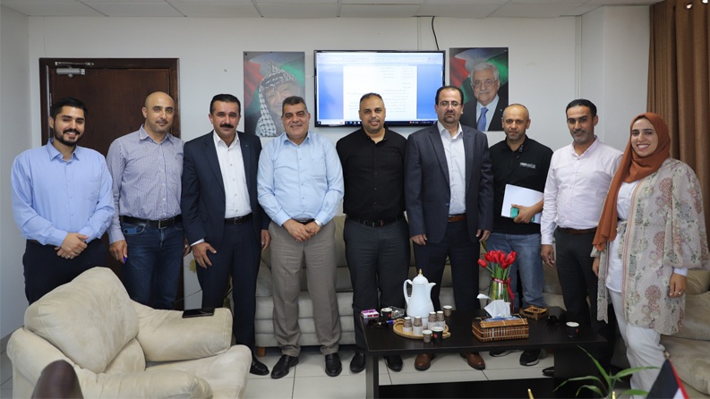 اللجنة المختصة بوضع آليات ادخال أجهزة Hardware الى السوق الفلسطيني تعقد إجتماعها الأو
