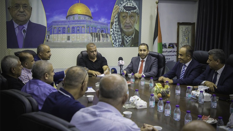 بنك القدس يزور جنين ويدعم عدة مؤسسات