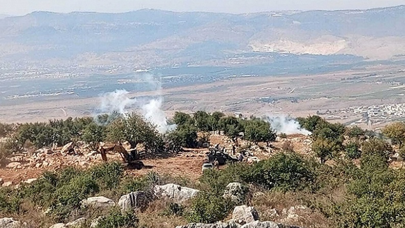 تبادل إلقاء قنابل الغاز والصوت بين جيش الاحتلال والجيش اللبناني