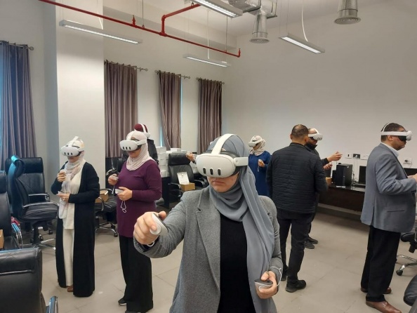 الاولى في فلسطين.. تدريبات بالواقع الافتراضي والمعزز للكادر الطبي التعليمي بجامعة النجاح
