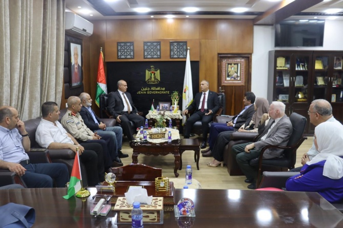 وزير الثقافة يزور محافظة جنين ويلتقي فعالياتها الثقافية