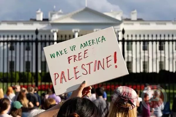 الآلاف يتظاهرون أمام البيت الأبيض دعماً لفلسطين