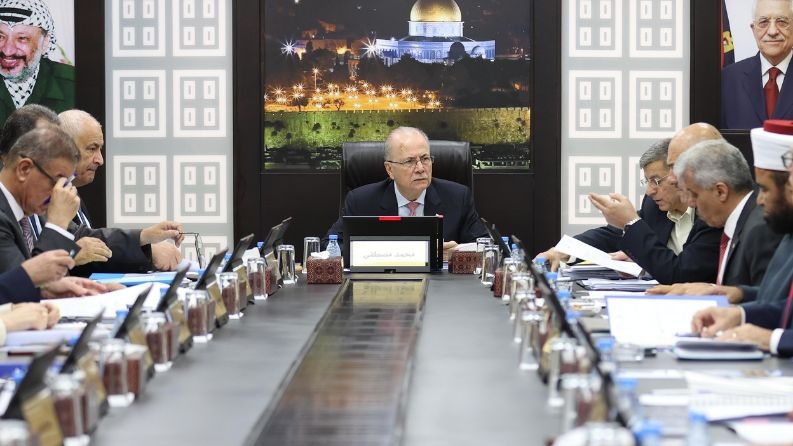 المصادقة على الخطط الإستراتيجية للوزارات والمؤسسات الحكومية