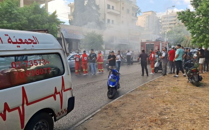 لبنان: 14 شهيداً و450 مصاباً بانفجارات جديدة لأجهزة لاسلكية